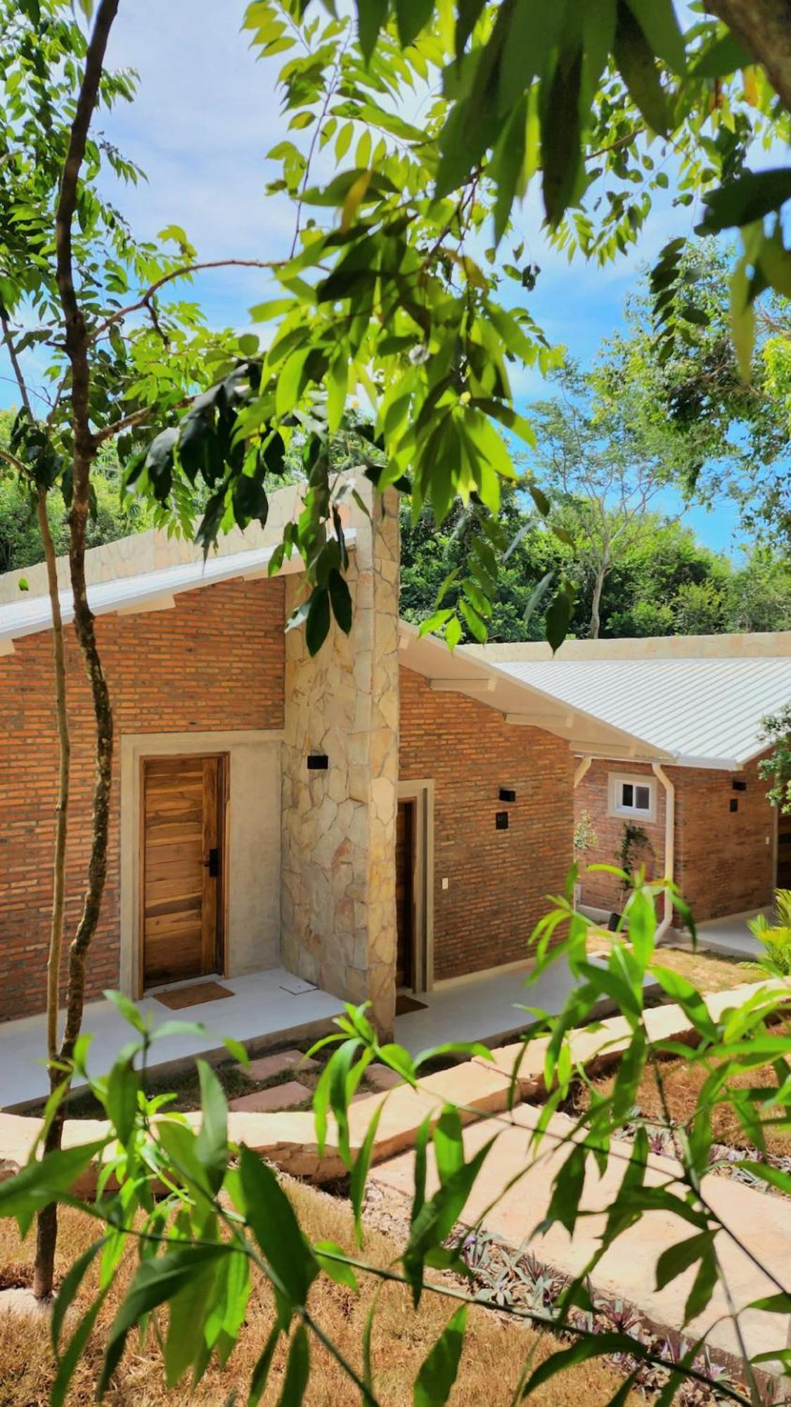 Vista Alegre Natural Resort - Bungalows Independencia ภายนอก รูปภาพ